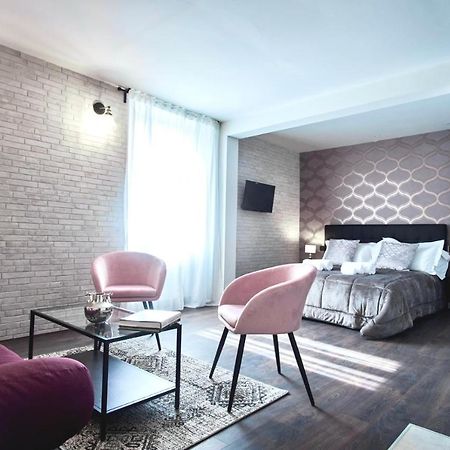 Chiclife Shenkin Sarona - Santa Caterina & Museums Apartamento Bérgamo Exterior foto