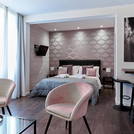 Chiclife Shenkin Sarona - Santa Caterina & Museums Apartamento Bérgamo Exterior foto